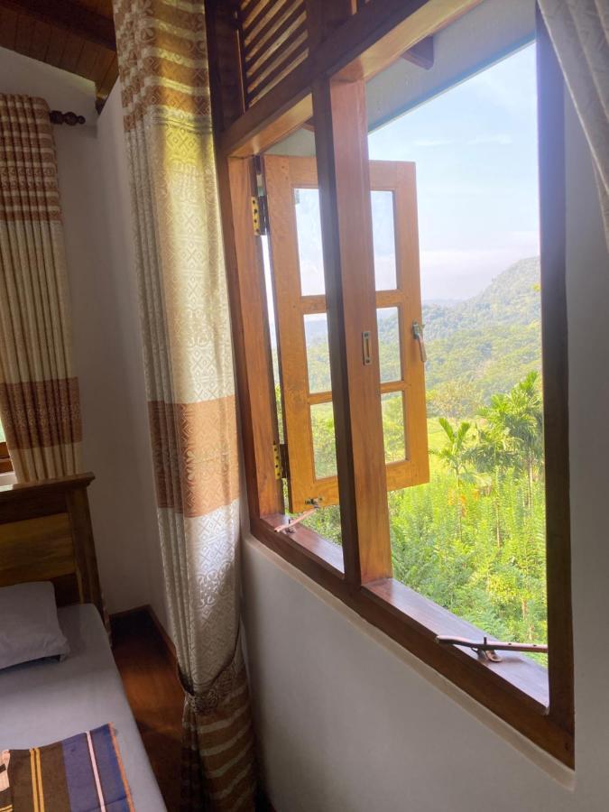 Happy Feet Diyaluma Bed & Breakfast Koslanda ภายนอก รูปภาพ
