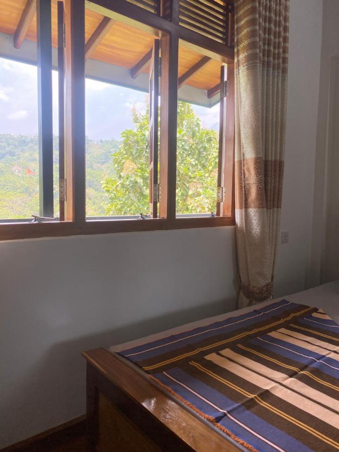 Happy Feet Diyaluma Bed & Breakfast Koslanda ภายนอก รูปภาพ